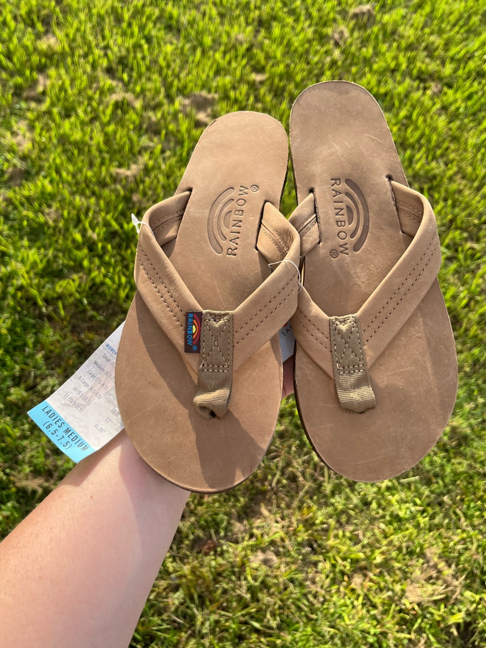 NWT Rainbow Leather Flip Flops in Brown Size 6.5-7.5